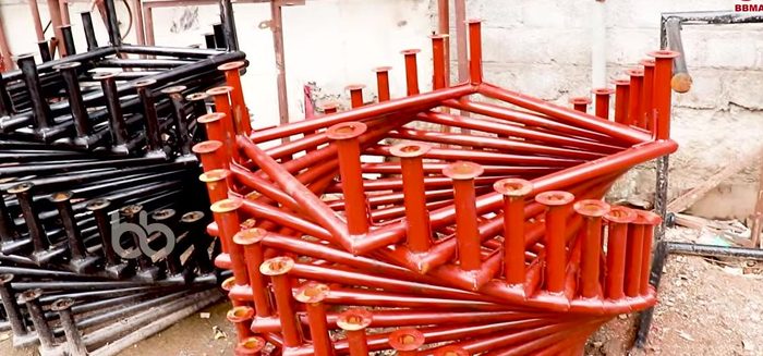 Iron chowkis for pandal stages, photo 1