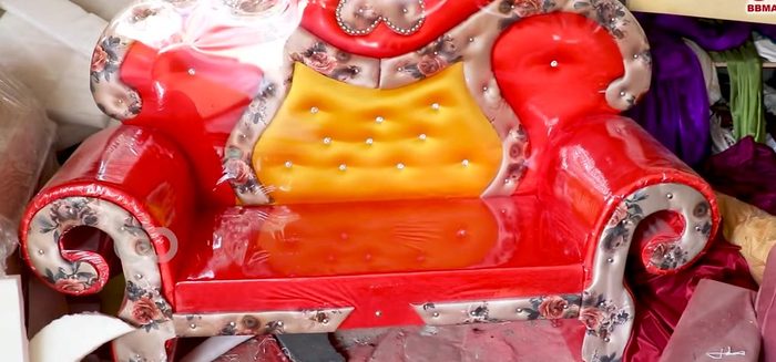 Maharaja chairs, photo 2